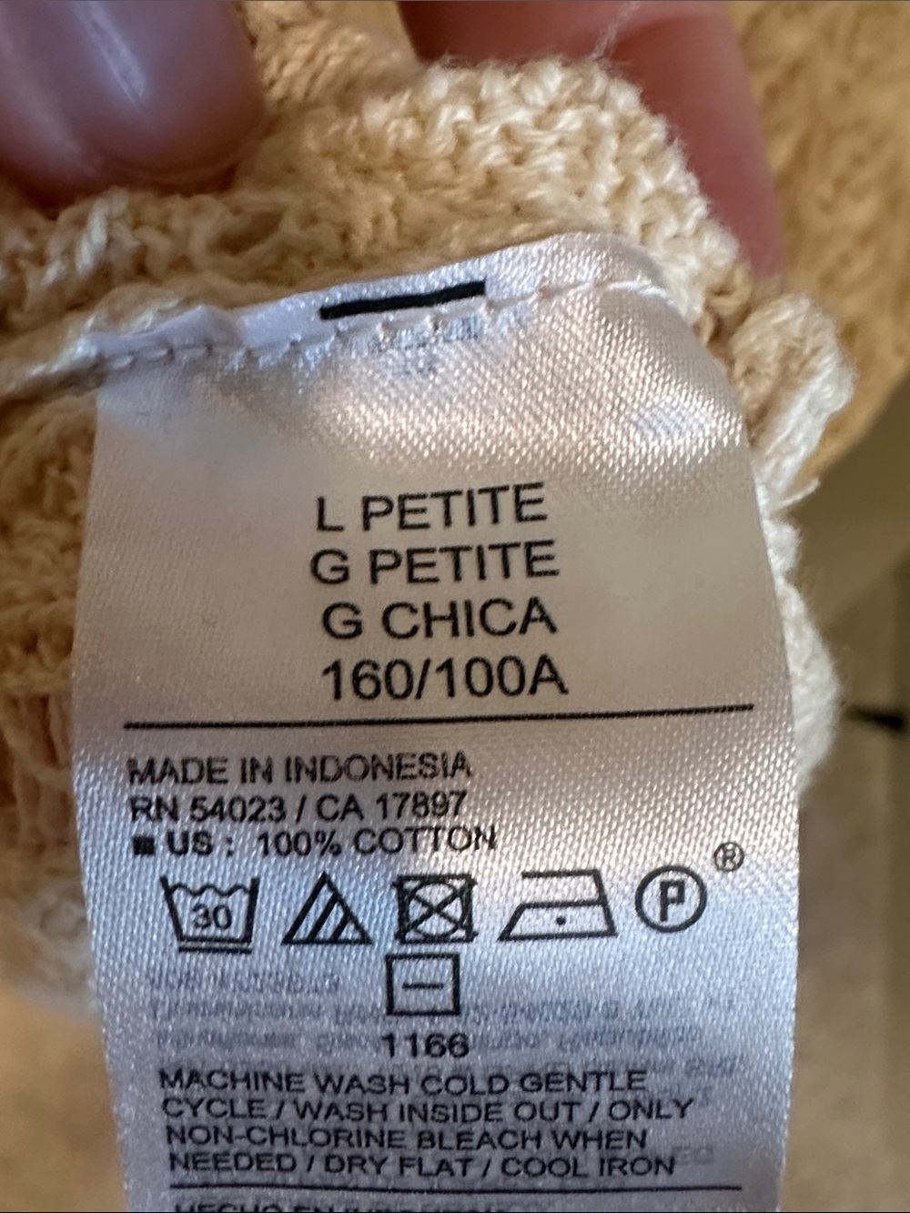 Old Navy Cream Crochet Knit Sleeveless Top - Picture 3 of 3